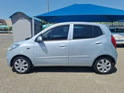 Hyundai i10 1.25 FLUID AUTO